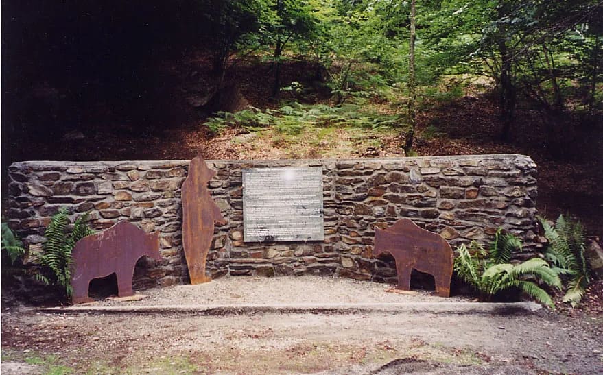 Le mémorial de l'ours à Melles