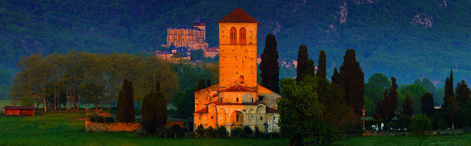 Saint-Bertrand-de-Comminges Valcabrère aux première lueurs