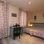 hotel-hotel-des-deux-nations-luchon-chambre