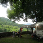 camping-pyrenees-emotions-malvezie-caravane